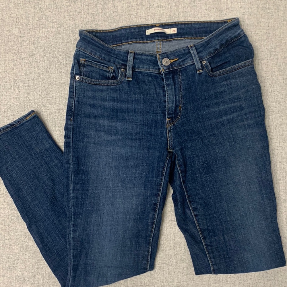 Levi’s 711 Skinny size 26